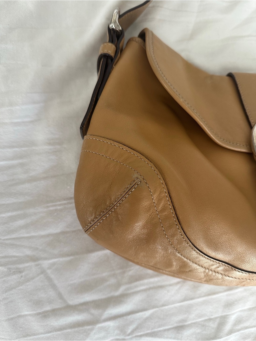 Vintage Y2K Coach Cowhide Leather Tan Soho Flap Shoulder Bag - Picture 4 of 15